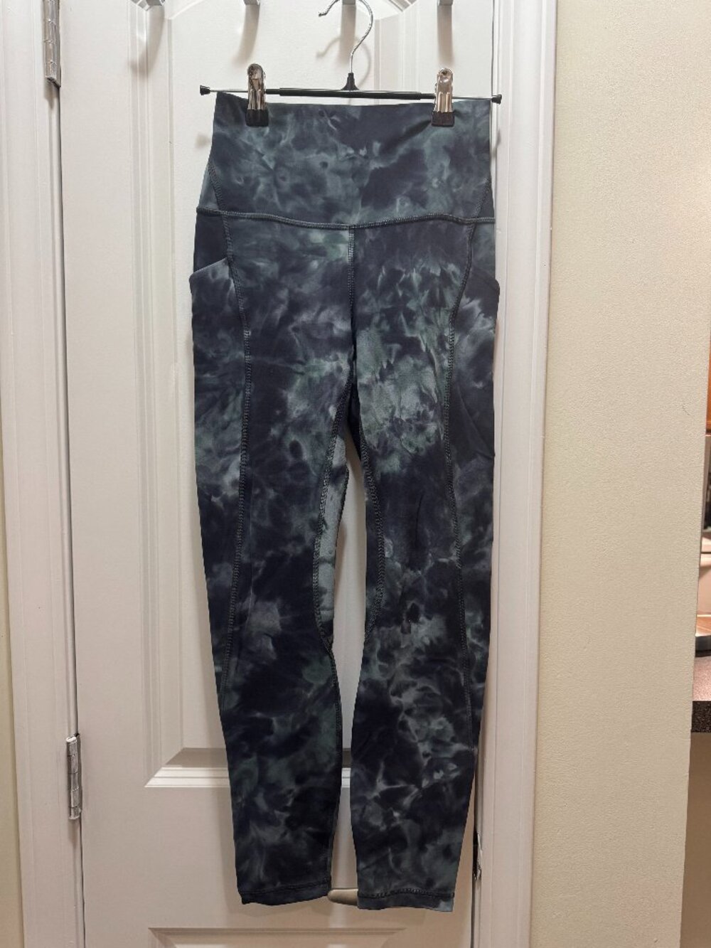 Lululemon Leggings Size 4